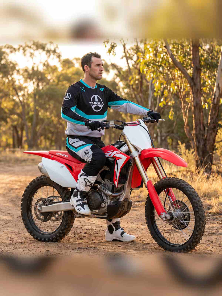 Arrow Motocross Gear (2-3 Weeks)