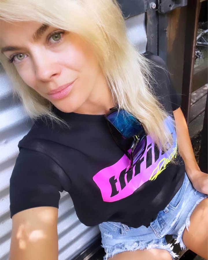 Neon Tee Ladies